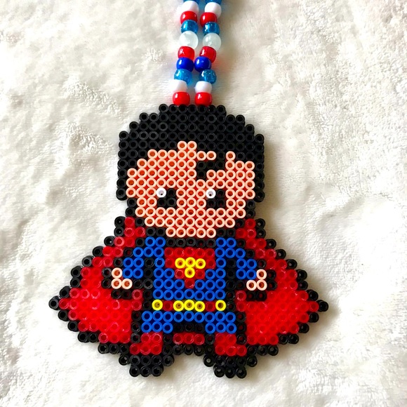 DC Comics Other - Superman 🦸🏻‍♂️ beaded necklace